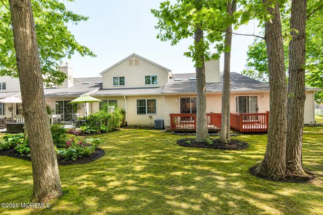 6 Cherrywood Circle, Brick, NJ 08724