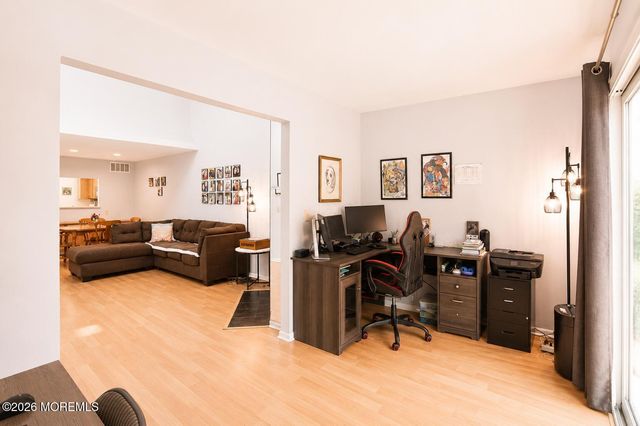 6 Cherrywood Circle, Brick, NJ 08724