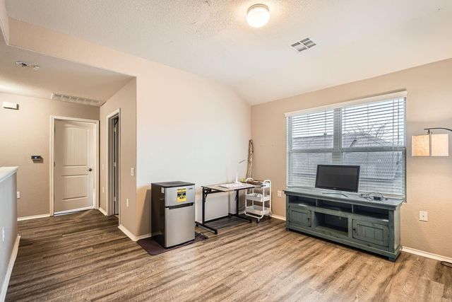 3504 Alpine Autumn DR, Austin, TX 78744