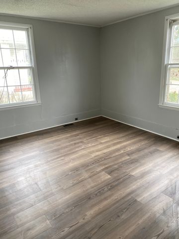 339 W Washington St, Pulaski, TN 38478