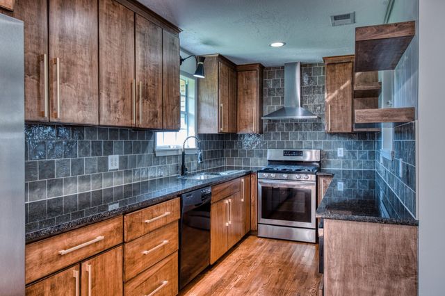 700 Old Richton, Petal, MS 39465