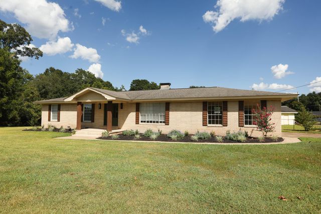 700 Old Richton, Petal, MS 39465