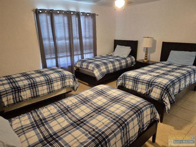 116 E Whiting St., South Padre Island, TX 78597