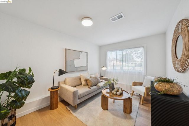 5501 Mcbryde Ave, San Pablo, CA 94805