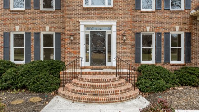 105 Kings Pl, Tullahoma, TN 37388