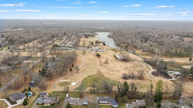 105 Kings Pl, Tullahoma, TN 37388