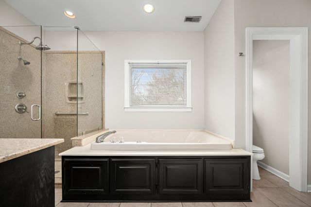 105 Kings Pl, Tullahoma, TN 37388