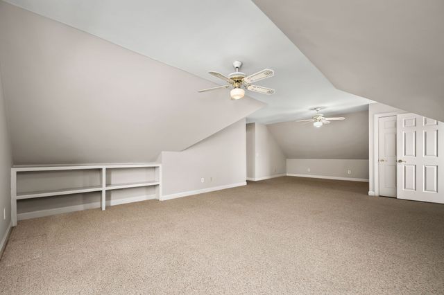 105 Kings Pl, Tullahoma, TN 37388