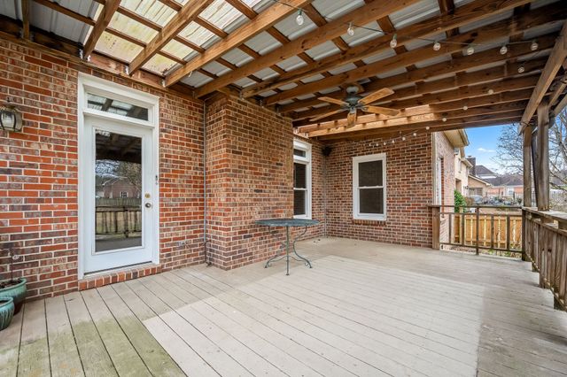 105 Kings Pl, Tullahoma, TN 37388