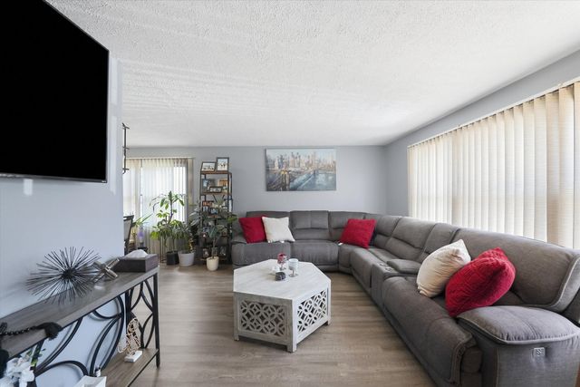 4250 188th Street, Country Club Hills, IL 60478