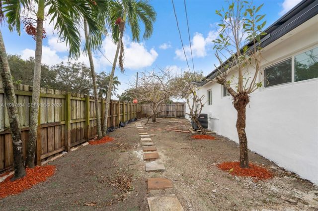 3301 N 66th Ave, Hollywood, FL 33024