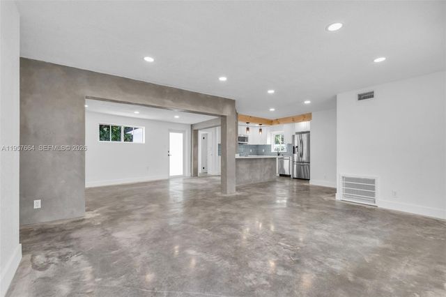 3301 N 66th Ave, Hollywood, FL 33024