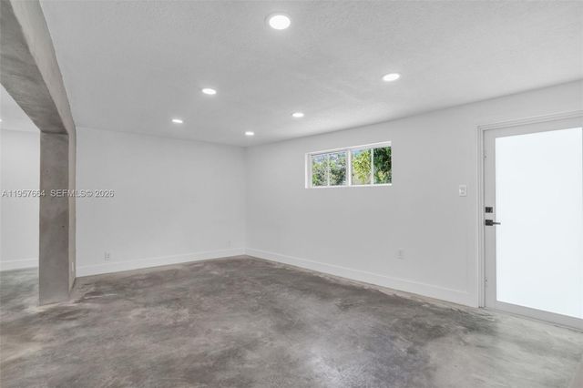 3301 N 66th Ave, Hollywood, FL 33024