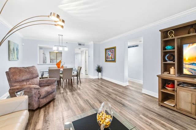 14476 Amberly Lane 101, Delray Beach, FL 33446