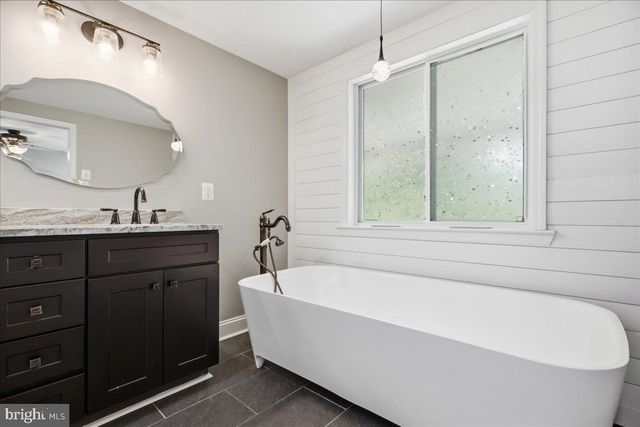 2175 PONDS WOOD RD, Huntingtown, MD 20639