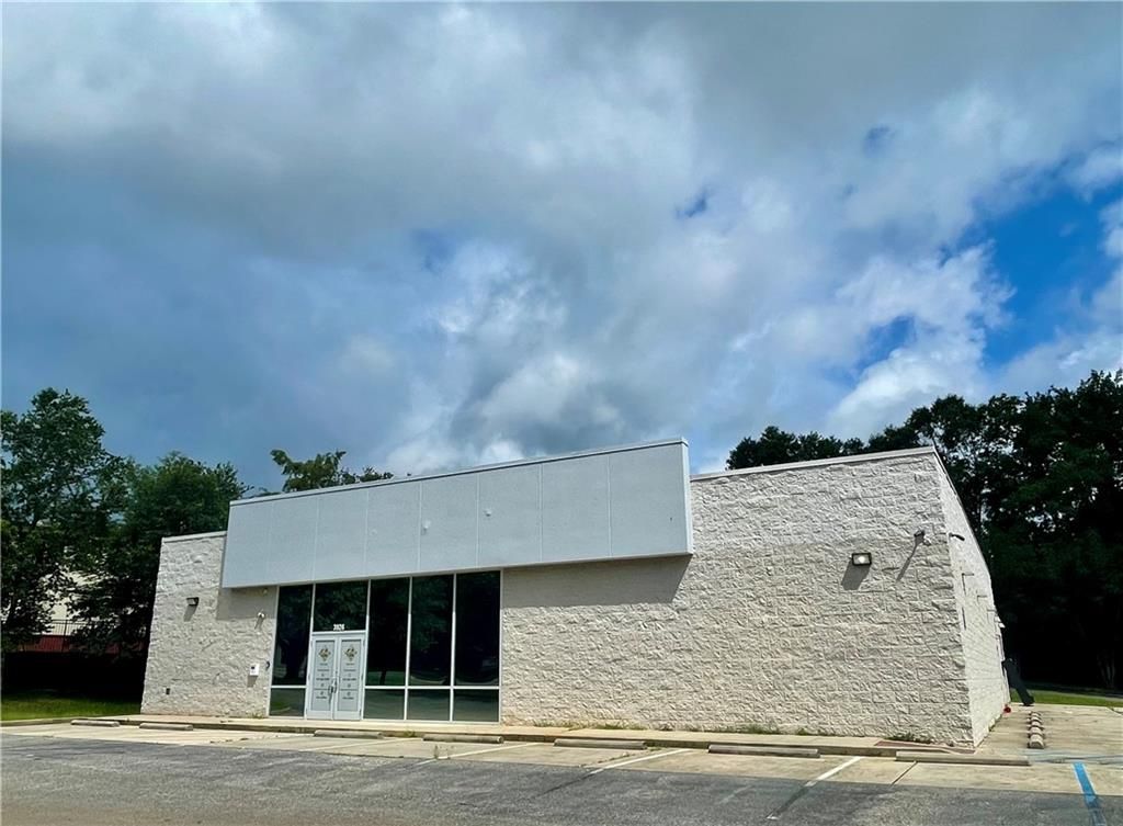 3920 Cottage Hill Road, Mobile, AL 36609 — photo 4