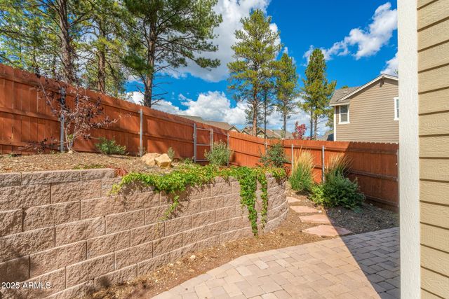 3223 S BERINGER Lane, Flagstaff, AZ 86005