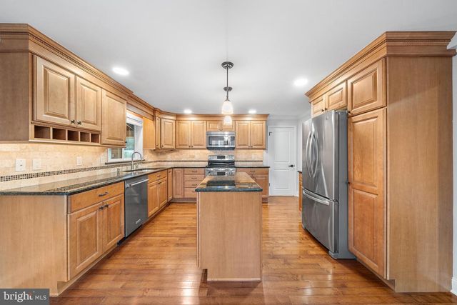 118 GLEAVES RD, Springfield, PA 19064