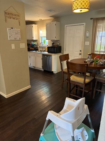 123 Brisbane Court, Glenn Heights, TX 75154