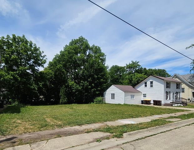 218 OAKWOOD Avenue, Rockford, IL 61101
