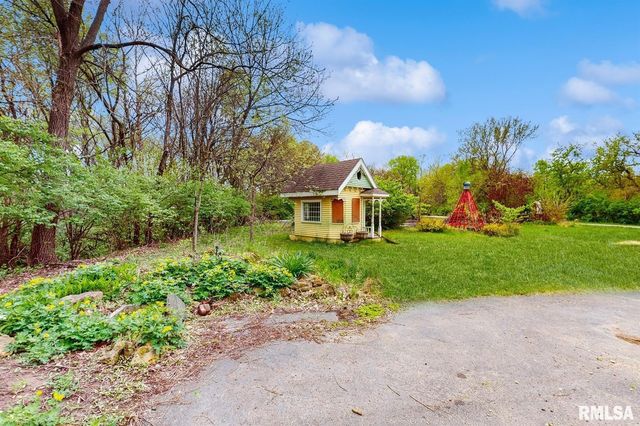 315 N 9TH Street, Clinton, IA 52732