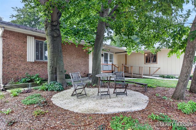 2217 Highlander Drive, Kentwood, MI 49508