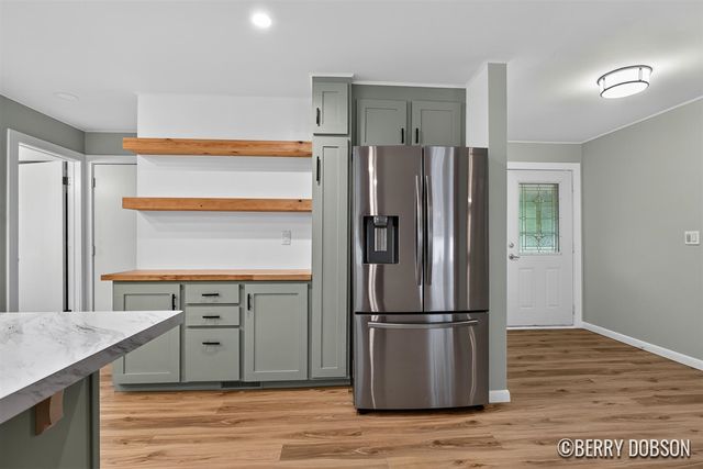 2217 Highlander Drive, Kentwood, MI 49508