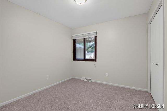2217 Highlander Drive, Kentwood, MI 49508