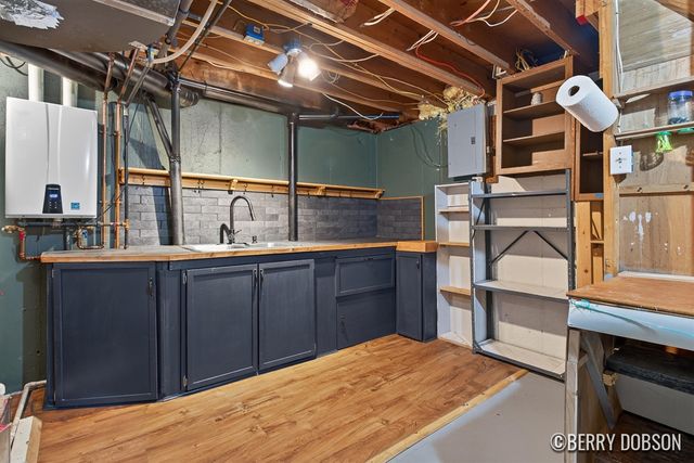 2217 Highlander Drive, Kentwood, MI 49508