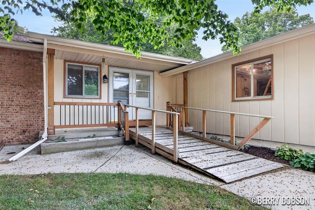 2217 Highlander Drive, Kentwood, MI 49508