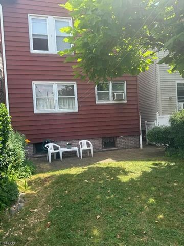 121 W 6Th St, Bayonne City, NJ 07002