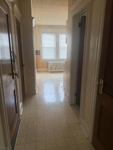 121 W 6Th St, Bayonne City, NJ 07002