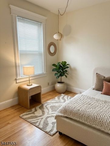 121 W 6Th St, Bayonne City, NJ 07002