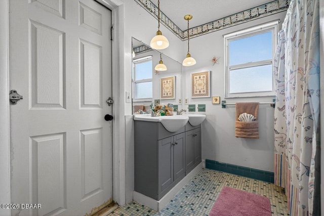 483 N Halifax Drive, Ormond Beach, FL 32176