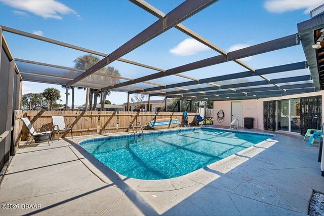 483 N Halifax Drive, Ormond Beach, FL 32176