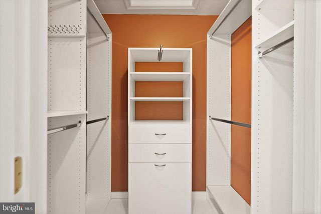 8144 TALL TIMBER DR, Gainesville, VA 20155