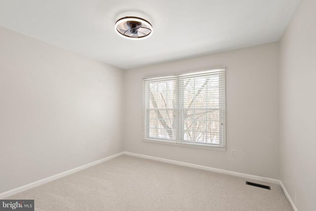 8144 TALL TIMBER DR, Gainesville, VA 20155