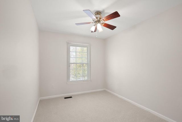 8144 TALL TIMBER DR, Gainesville, VA 20155