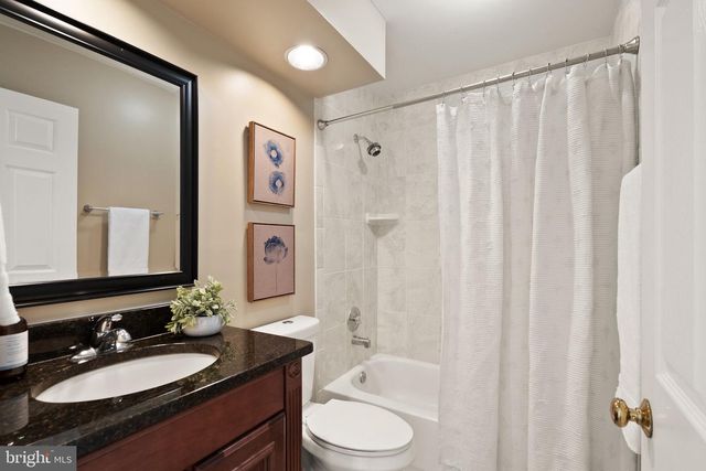 8144 TALL TIMBER DR, Gainesville, VA 20155