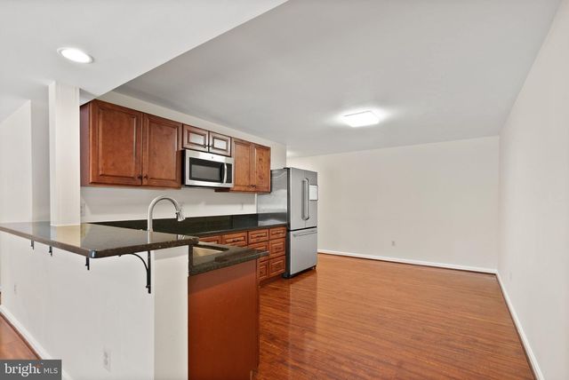 8144 TALL TIMBER DR, Gainesville, VA 20155