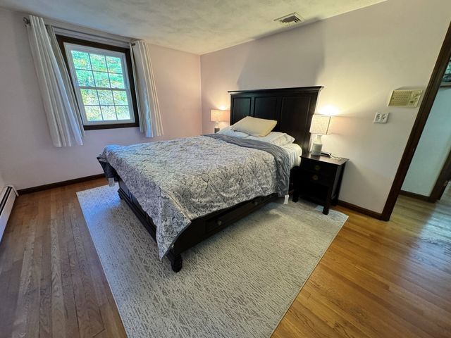 41 Guggins Ln, Boxborough, MA 01719