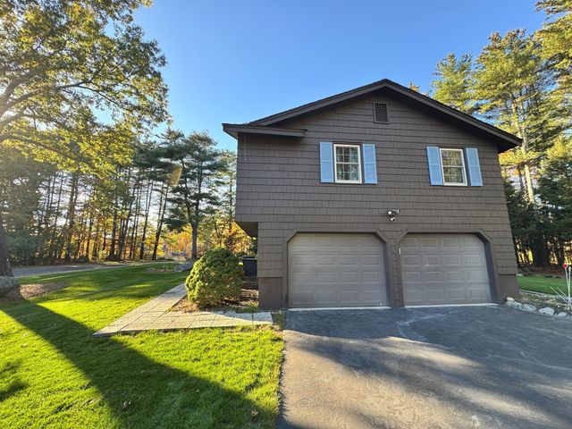 41 Guggins Ln, Boxborough, MA 01719