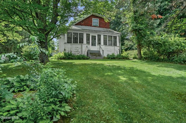 120 Leversee Road, Schaghticoke, NY 12182