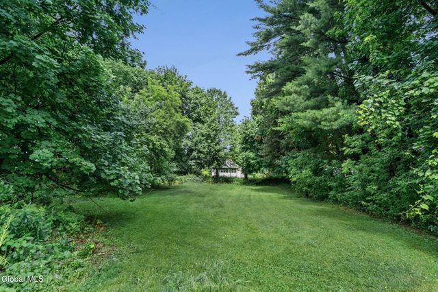 120 Leversee Road, Schaghticoke, NY 12182