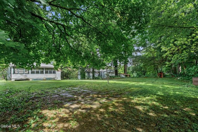 120 Leversee Road, Schaghticoke, NY 12182