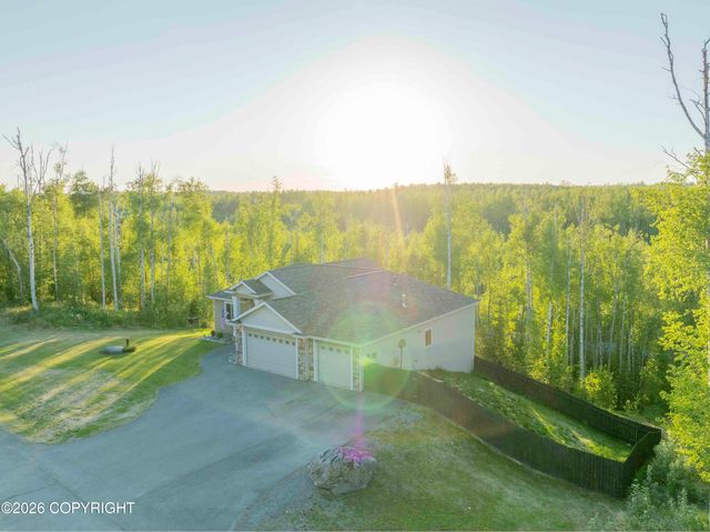 5065 W Pinnacle Ridge Circle, Wasilla, AK 99623