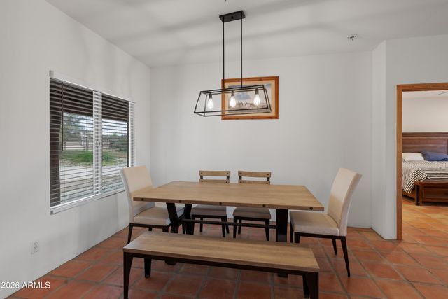 16030 E Dixileta Drive, Scottsdale, AZ 85262