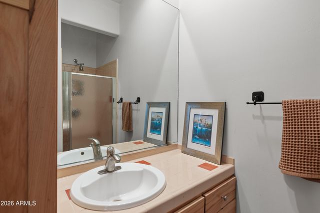 16030 E Dixileta Drive, Scottsdale, AZ 85262