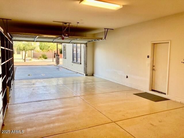 3914 E CONSTANCE Way, Phoenix, AZ 85042