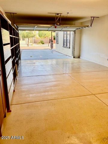 3914 E CONSTANCE Way, Phoenix, AZ 85042